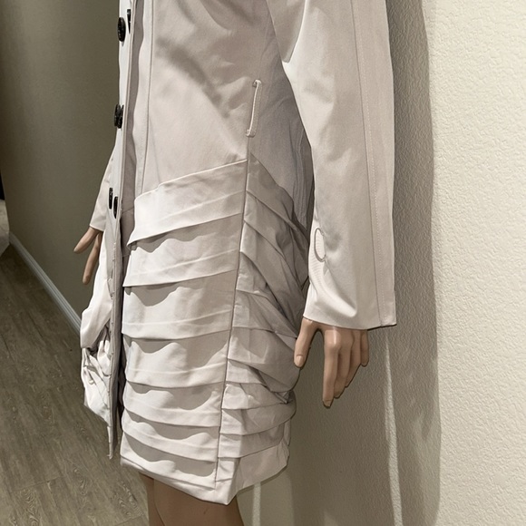 Burberry Prorsum Knotted Trench Coat - Picture 7 of 17